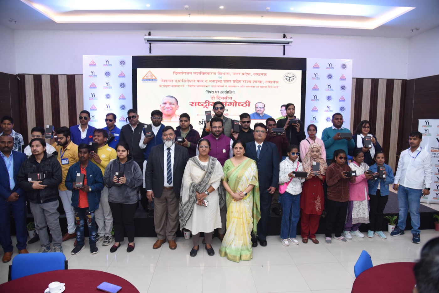 Beneficiaries receiving SMARTON kits at an APINO Medical Yatra event