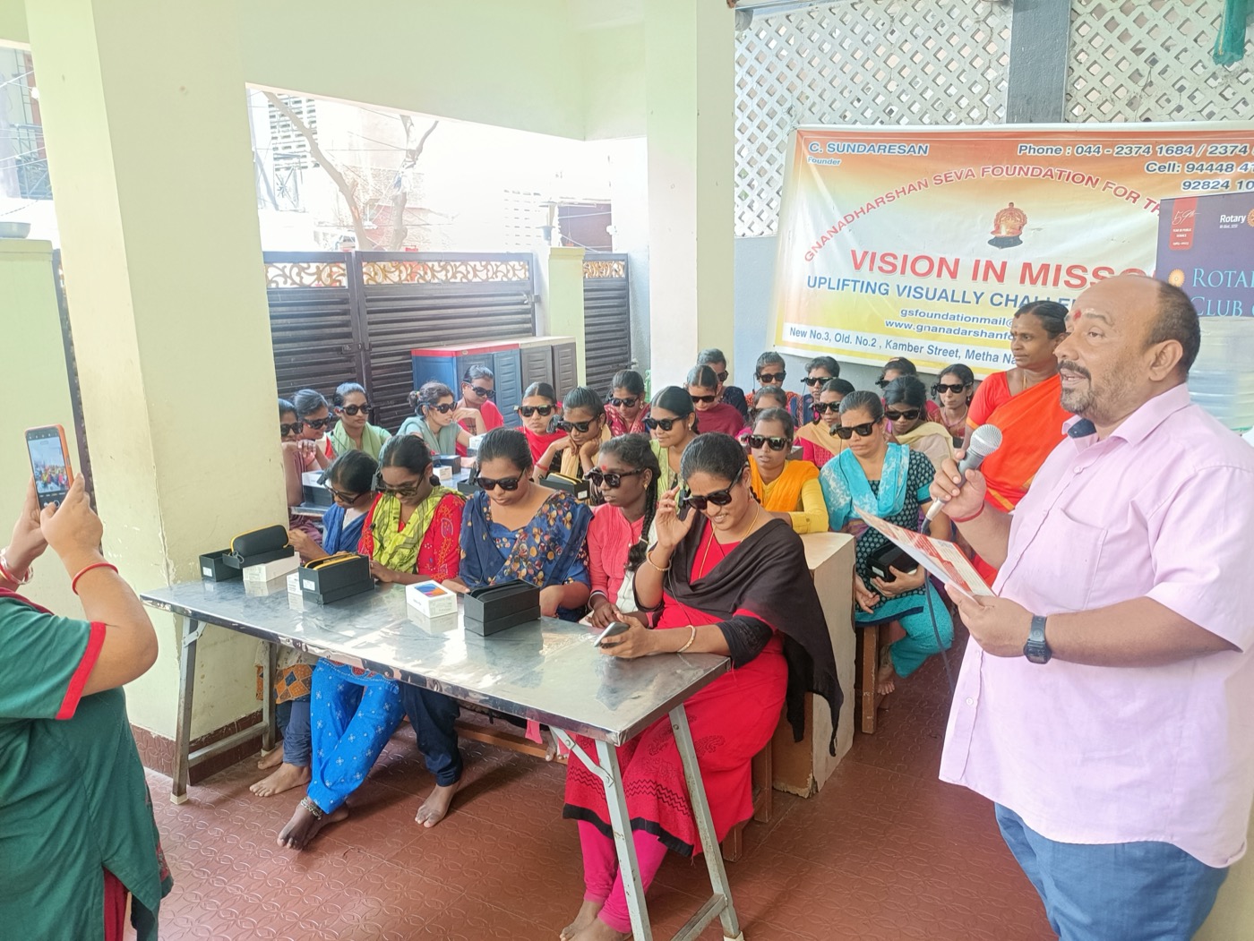 SMARTON kit distribution at an APINO Medical Yatra event